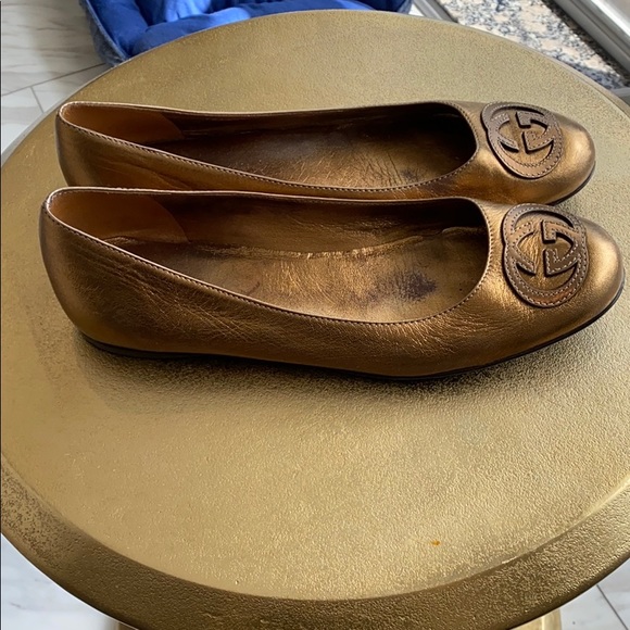 Gucci Metallic Flats - Picture 1 of 5
